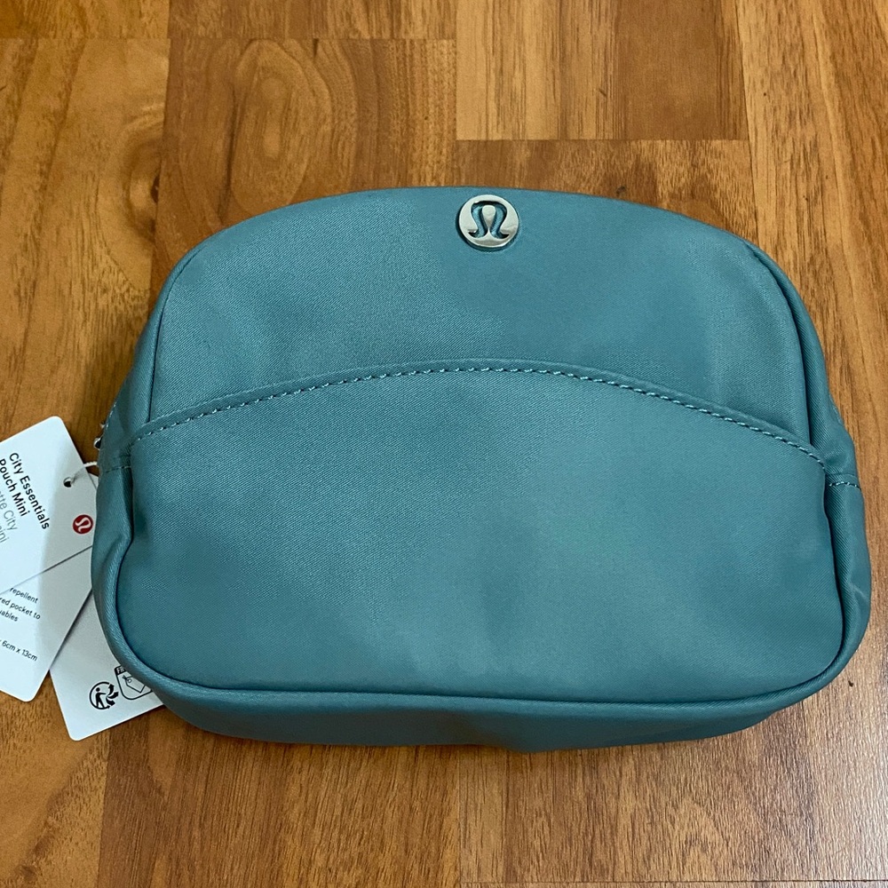 ❤️ Lululemon City Essentials Pouch Mini Crater Blue CRBU NWT